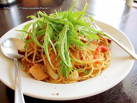 パスタの水菜のせ